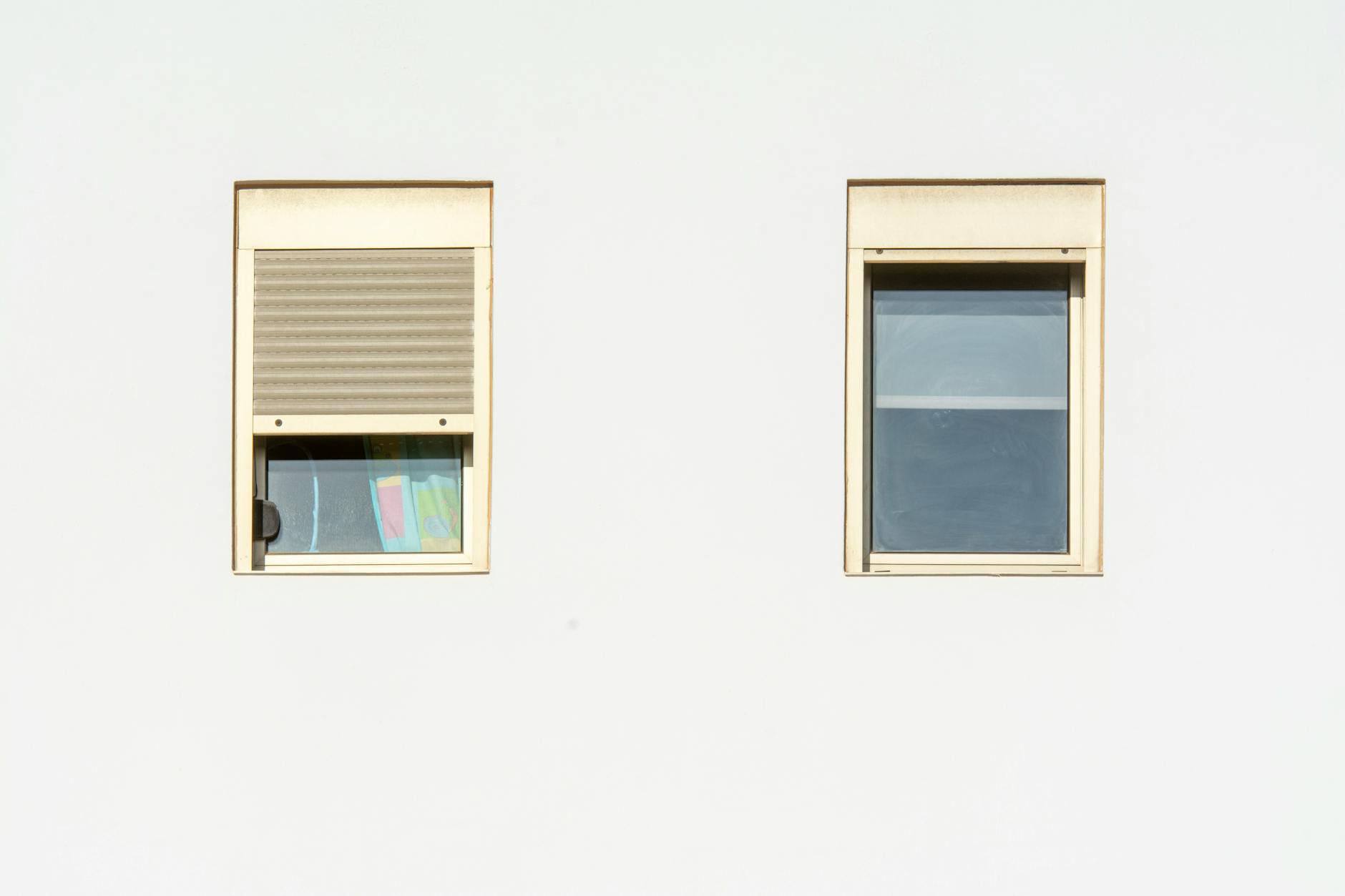 Volet roulant sur une fenêtre